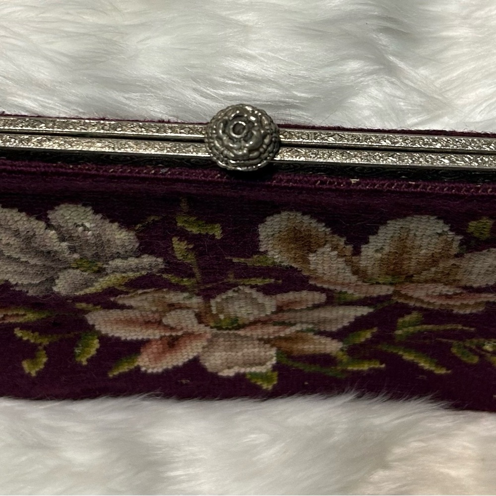 1950’s Style Vintage Needlepoint Floral Embroidered Burgundy Handbag - Picture 6 of 12